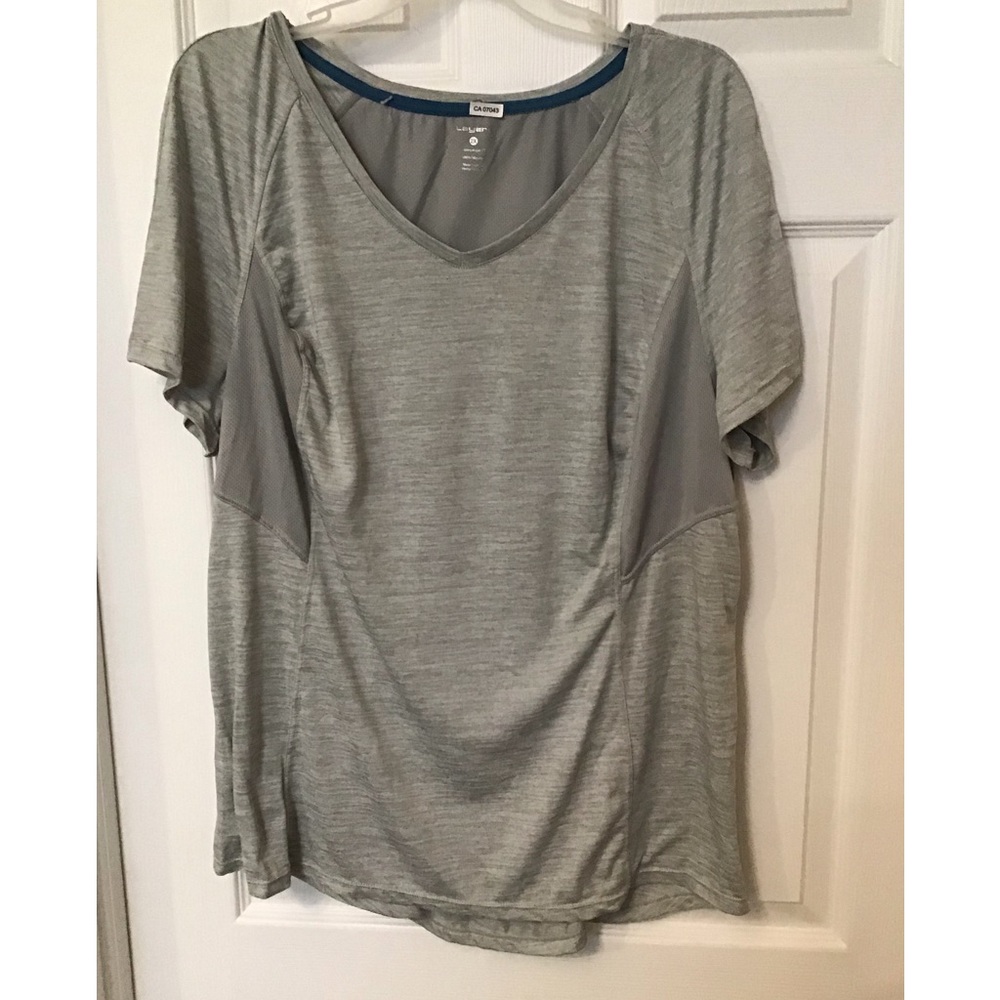 Plus Size Layers Athletic T-shirt 🔥2 for $20🔥